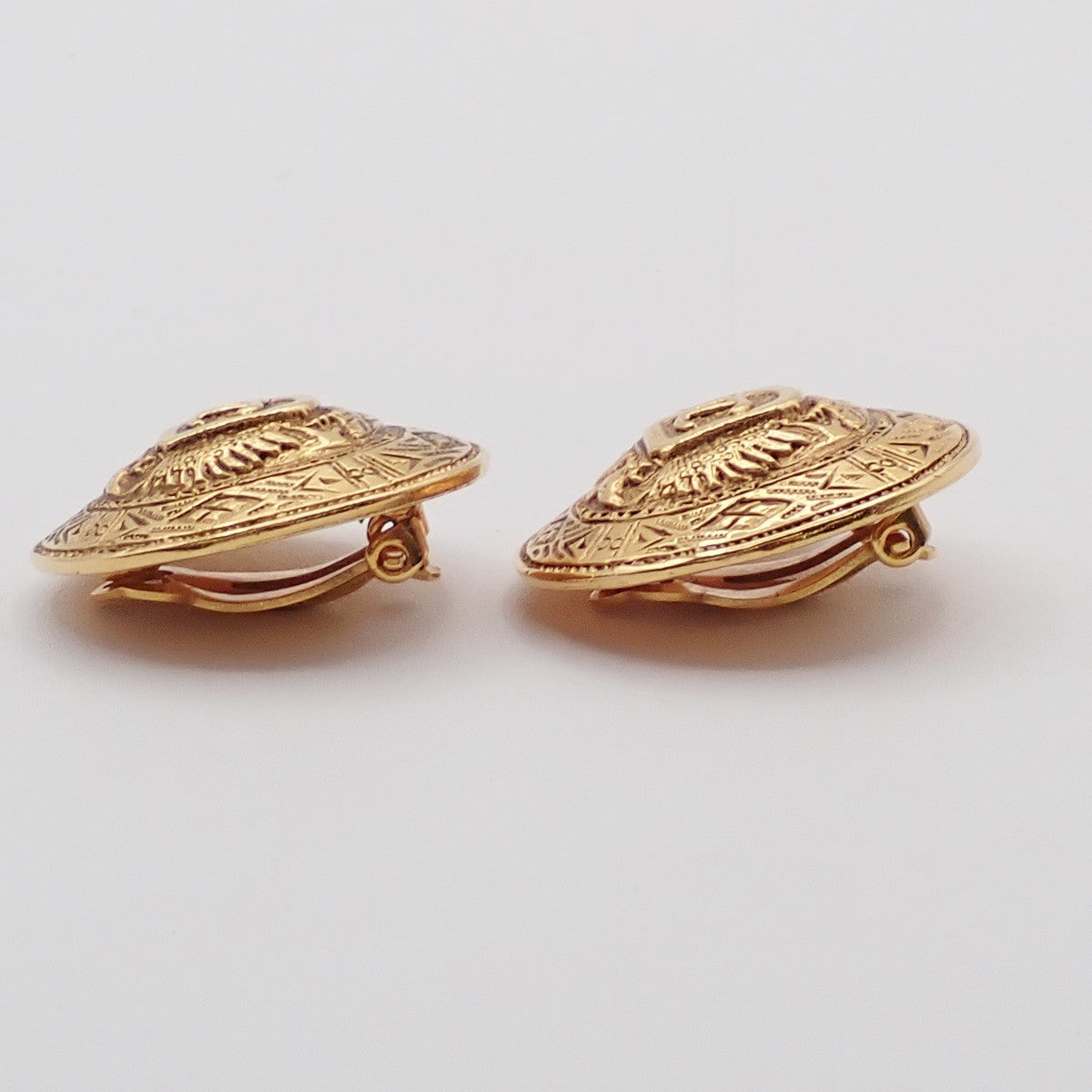 Chanel Vintage Round CC Clip-On Earrings Metal