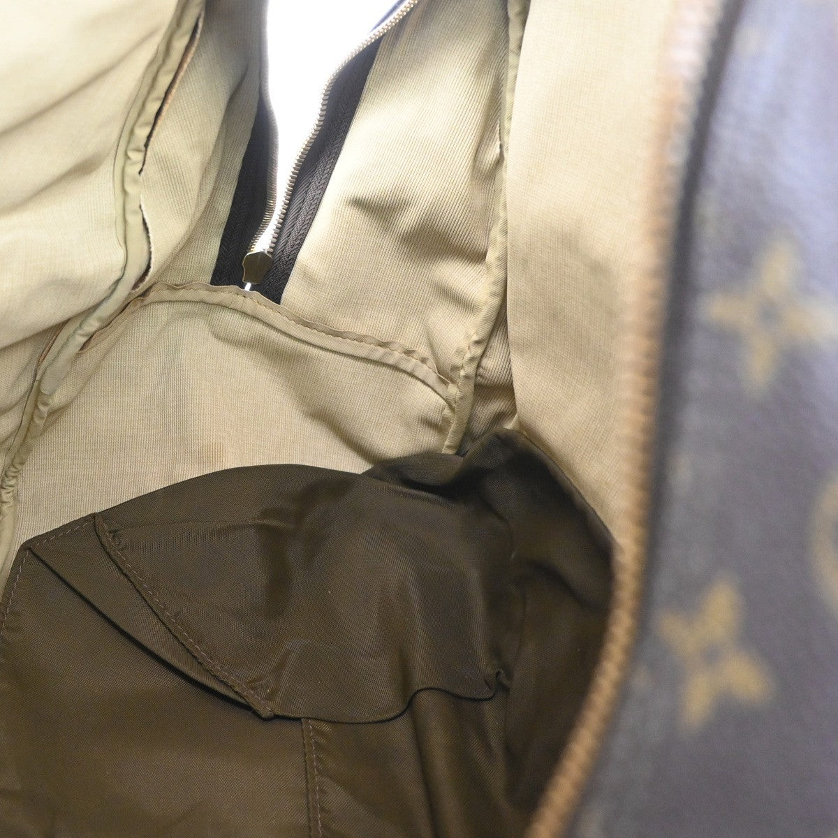 Louis Vuitton Evasion Travel Bag Monogram Canvas