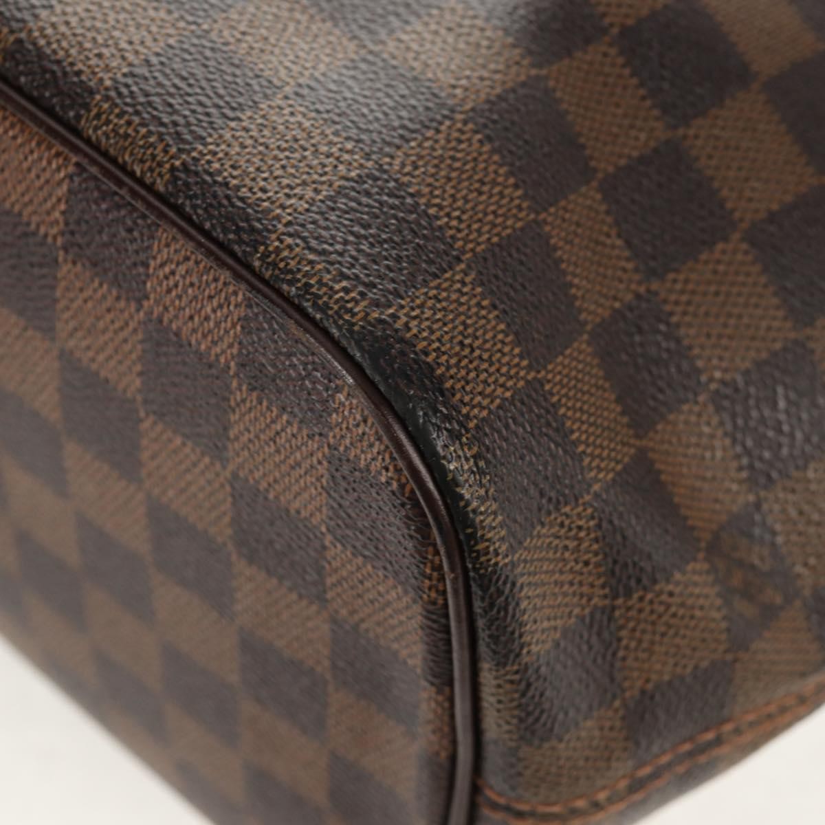 Louis Vuitton Saleya Handbag Damier