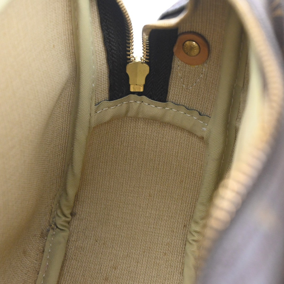 Louis Vuitton Reporter Bag Monogram Canvas