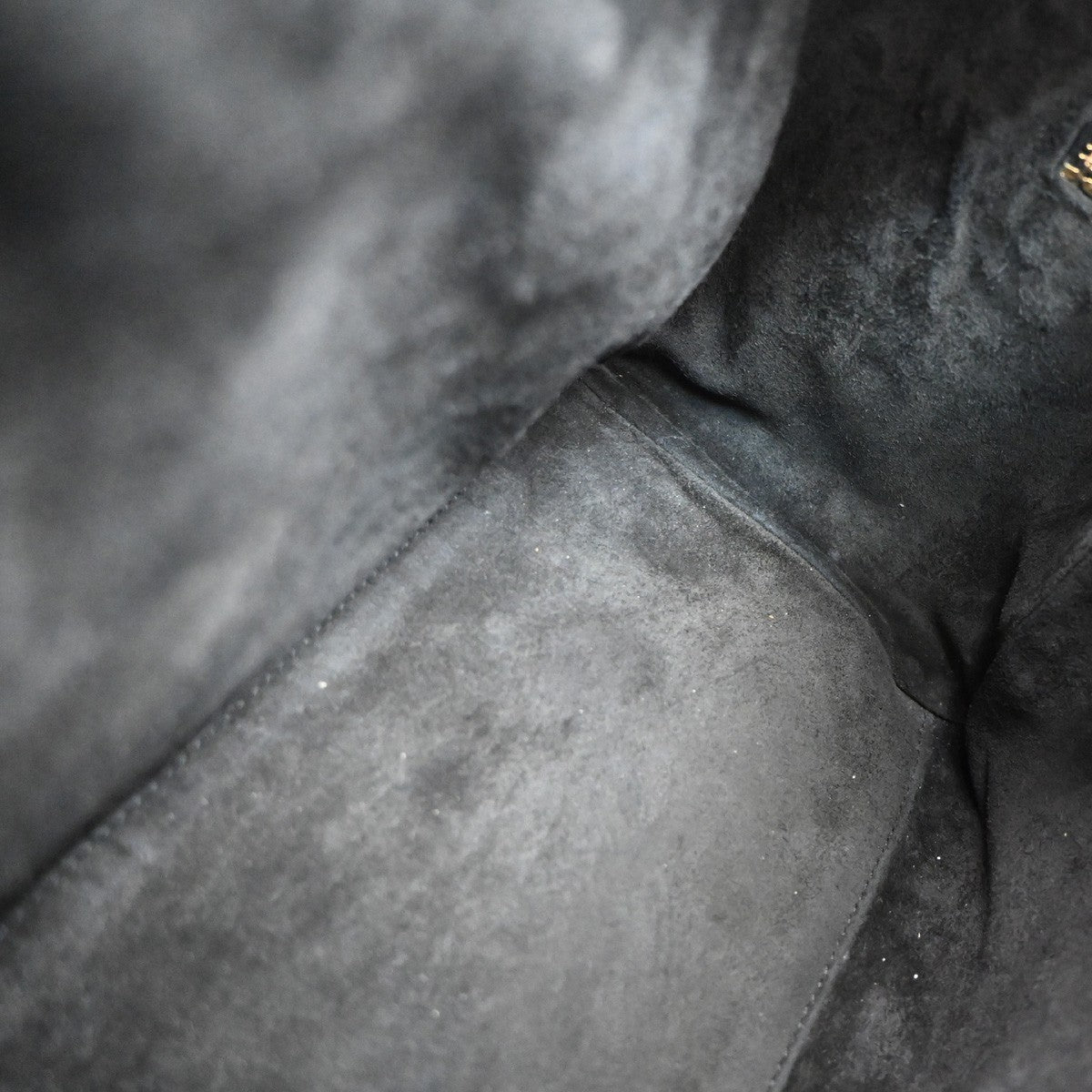 Saint Laurent Classic Duffle Bag Leather