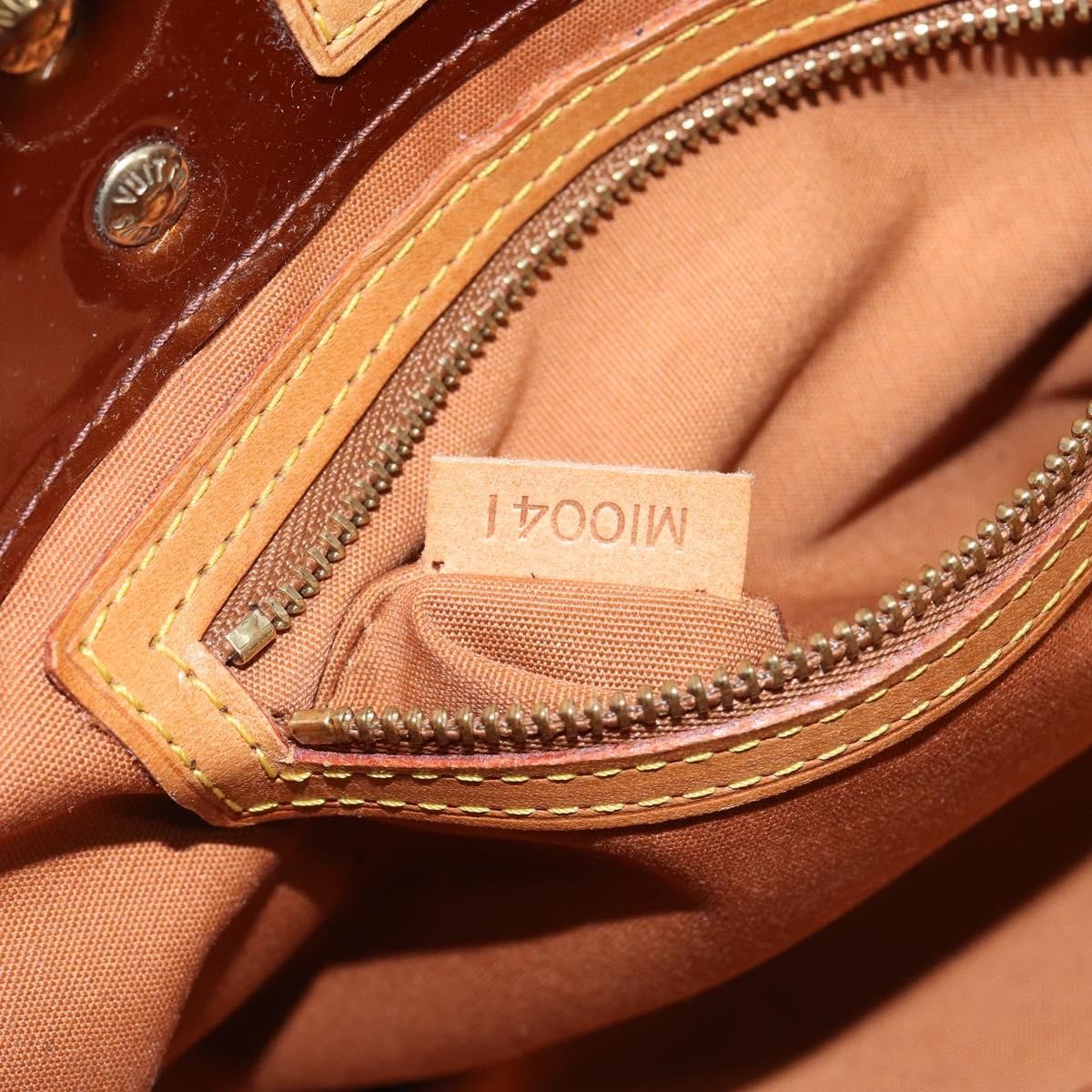 Louis Vuitton Reade Handbag Monogram Vernis