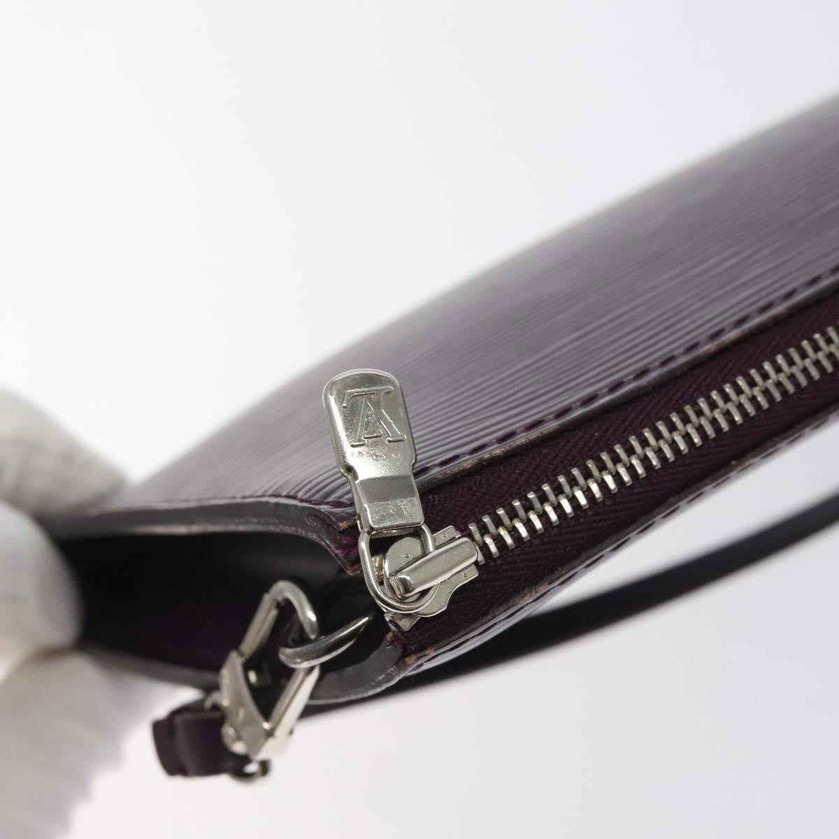 Louis Vuitton Pochette Accessoires Epi Leather