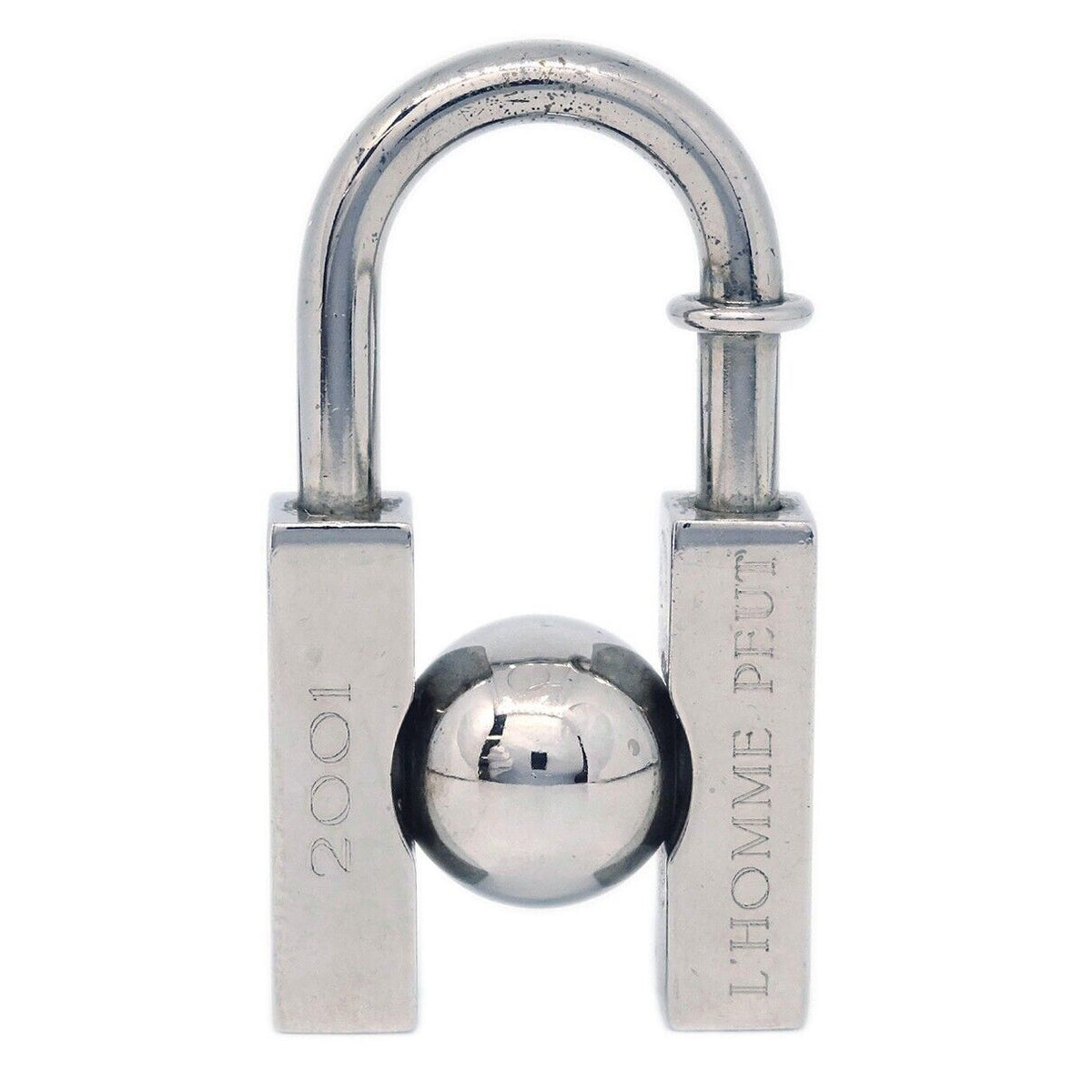 Hermes LHomme Peut Embellir La Terre Cadena Lock Charm Metal