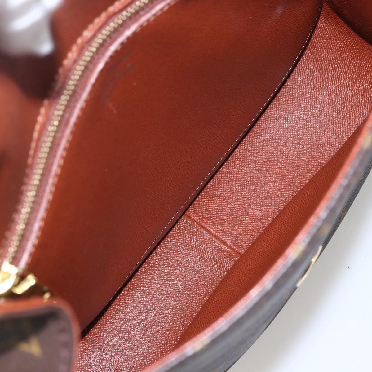 Louis Vuitton Saint Cloud Handbag Monogram Canvas