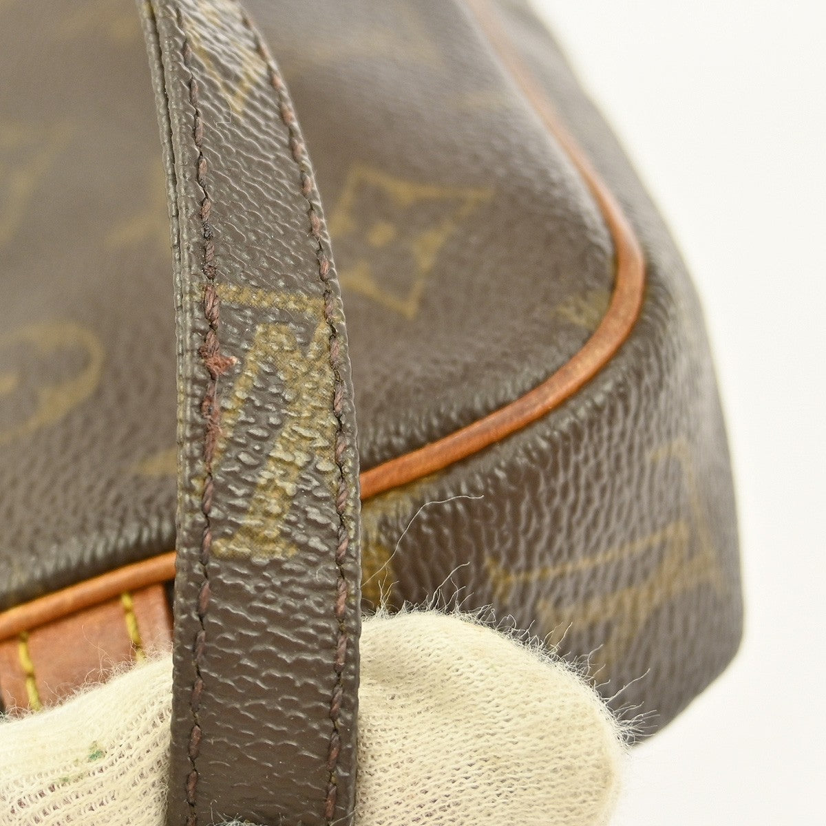 Louis Vuitton Pochette Marly Bandouliere Bag Monogram Canvas