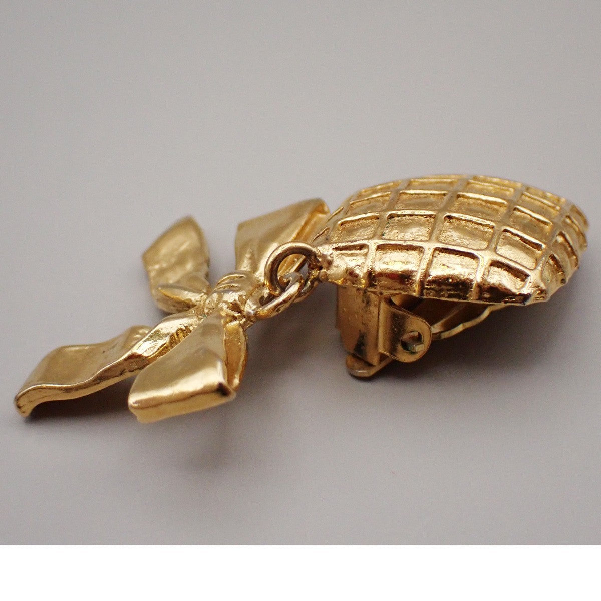 Chanel Vintage Clip On Bow Earrings Metal