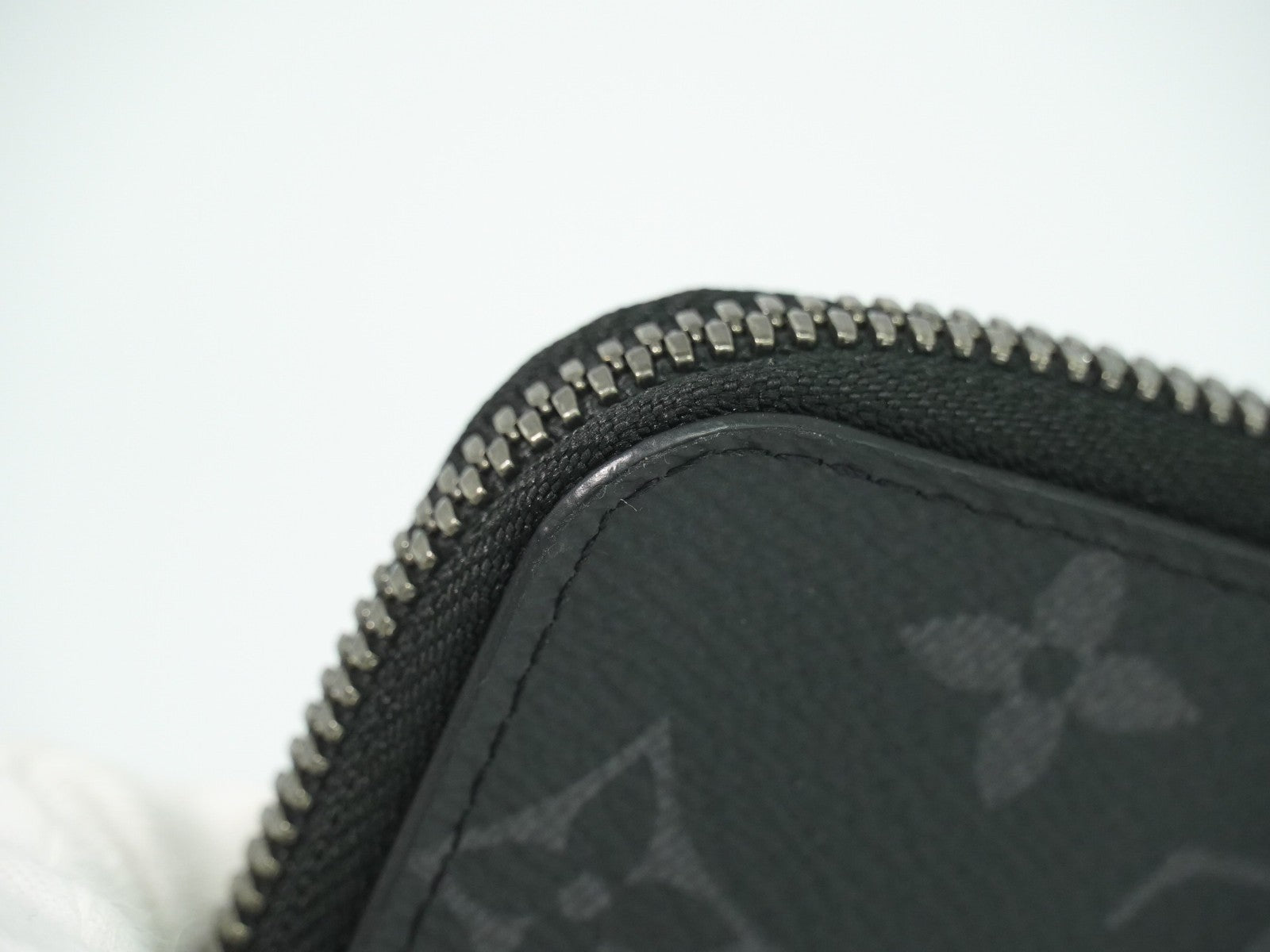 Louis Vuitton Eclipse Porte Monnaie Monogram Canvas