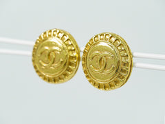 Chanel Vintage Round CC Clip-On Earrings Metal