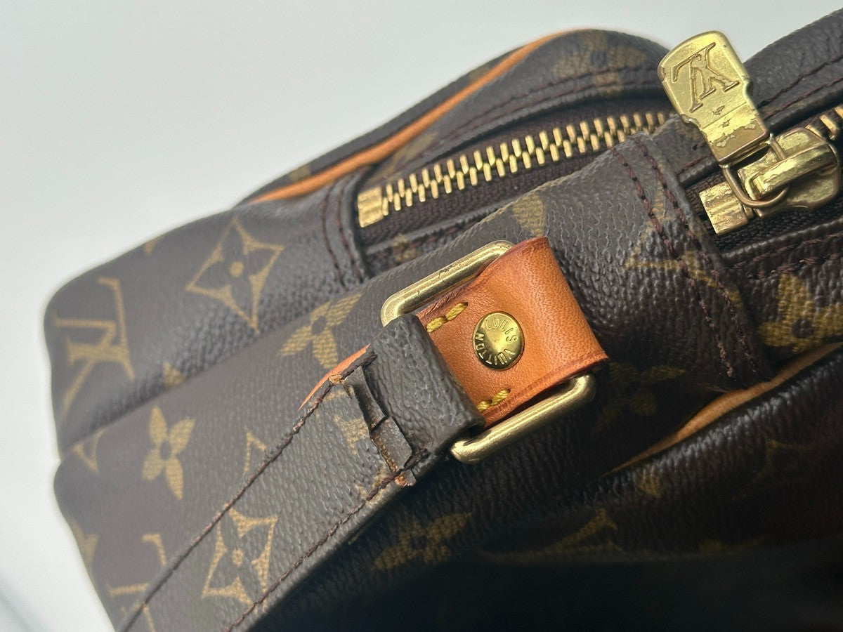 Louis Vuitton Nil Messenger Bag Monogram Canvas