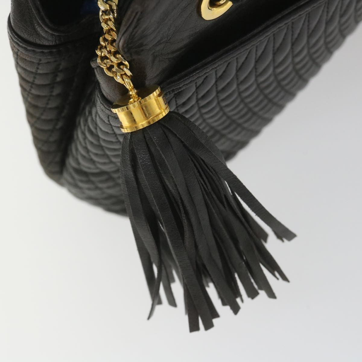 Bally Vintage Shoulder Bag Quilted leather