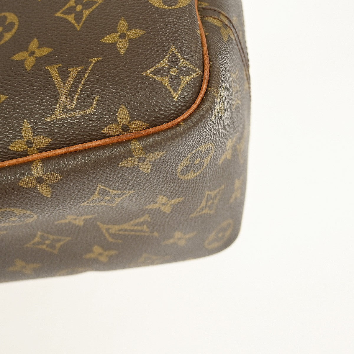 Louis Vuitton Deauville Handbag Monogram Canvas