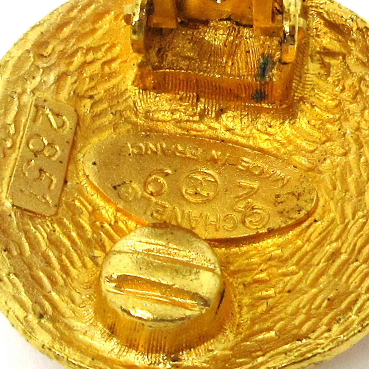 Chanel Vintage CC Round Clip-On Earrings Metal