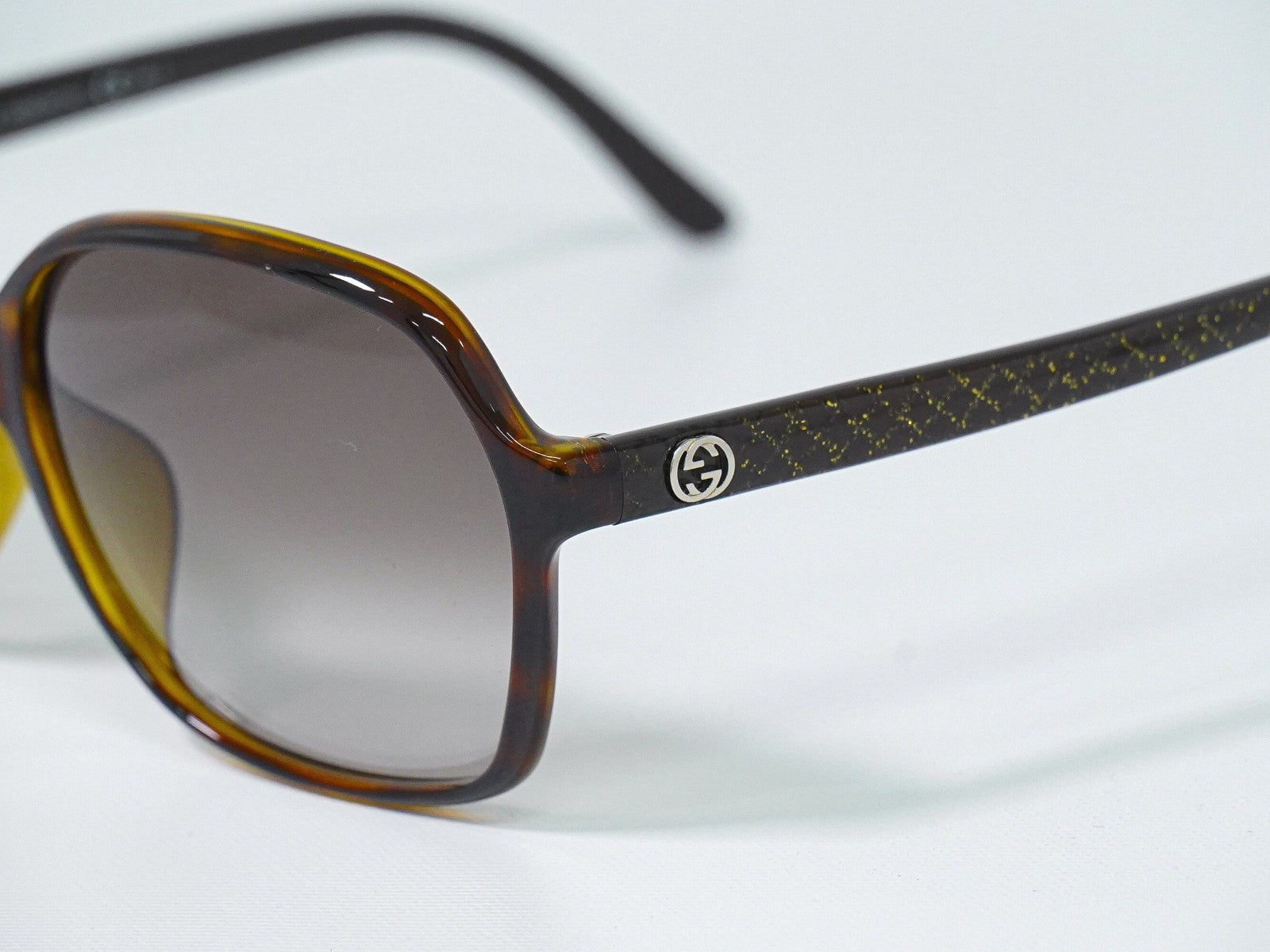 Gucci Eyewear Interlocking G Sunglasses