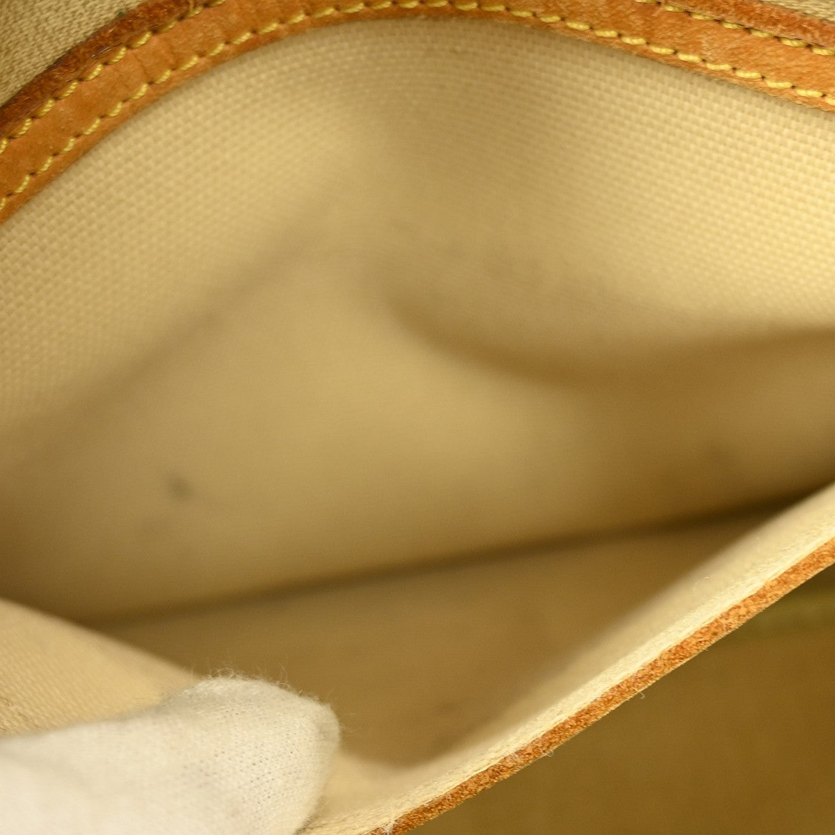 Louis Vuitton Reporter Bag Monogram Canvas