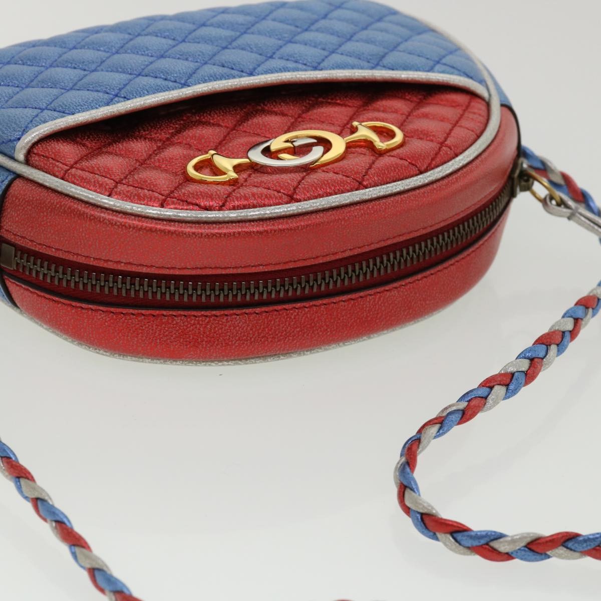 Gucci Trapuntata Camera Shoulder Bag Quilted Laminated Leather