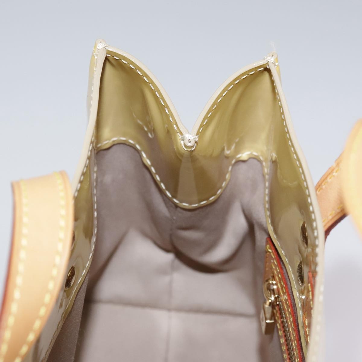 Louis Vuitton Reade Handbag Monogram Vernis