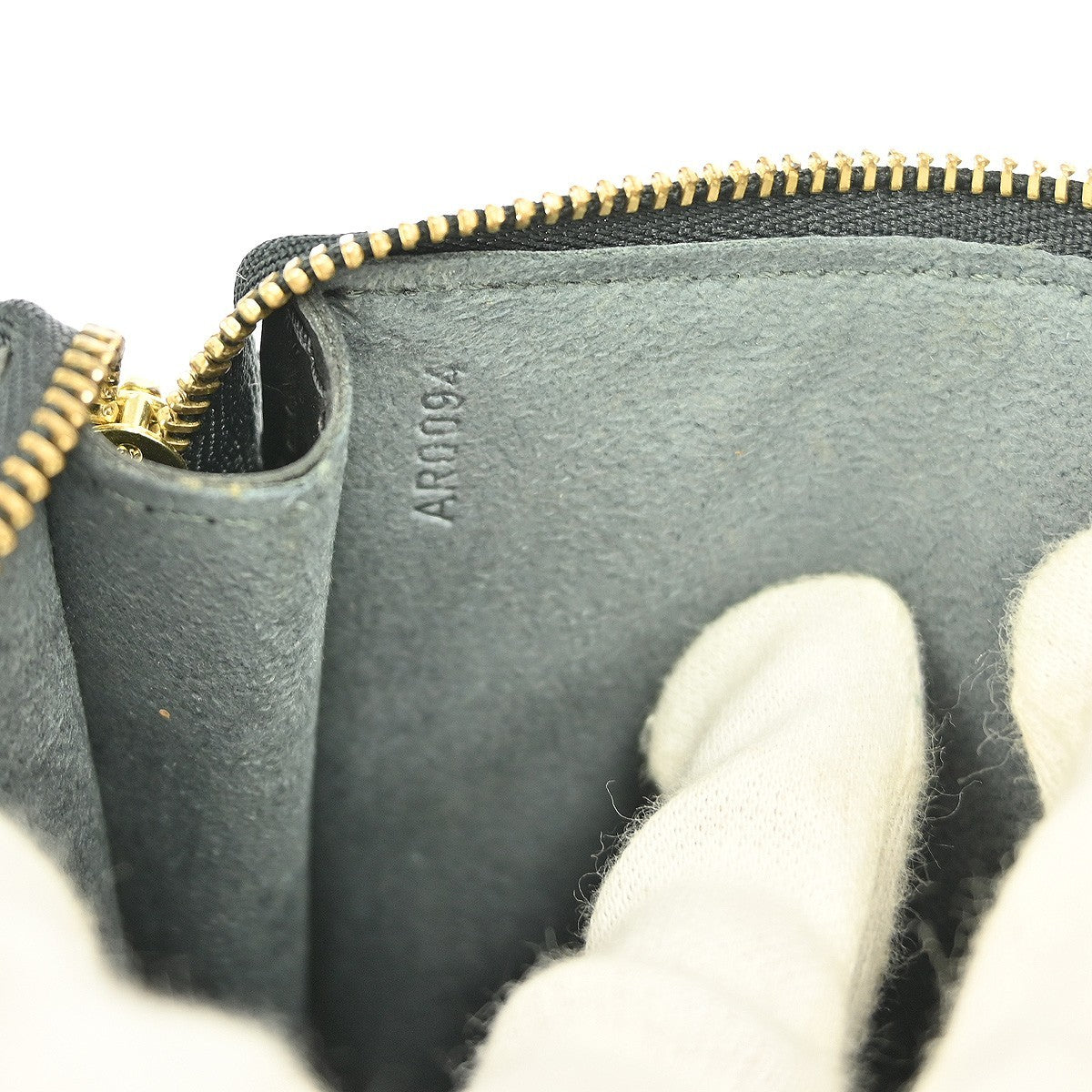 Louis Vuitton Pochette Accessoires Epi Leather