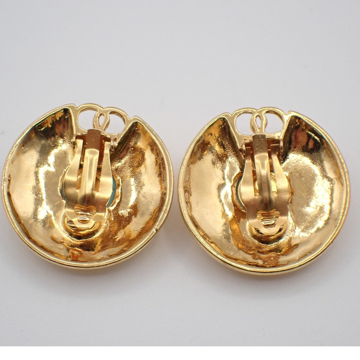 Chanel Vintage CC Round Button Clip-On Earrings Metal