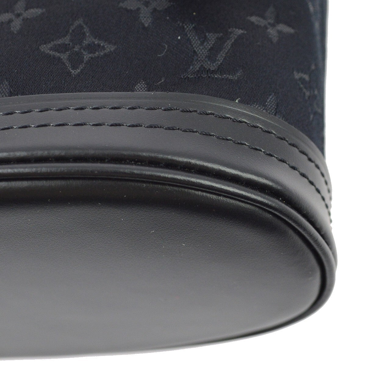 Louis Vuitton Bucket Bag Monogram Satin