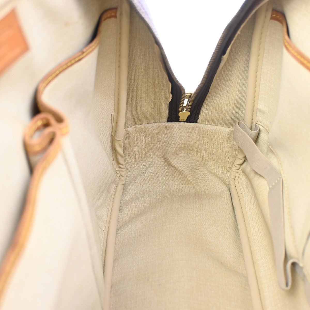 Louis Vuitton Deauville Handbag Monogram Canvas