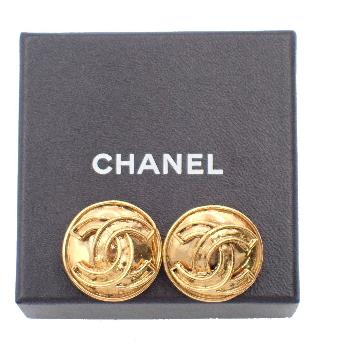 Chanel Vintage Round CC Clip-On Earrings Metal