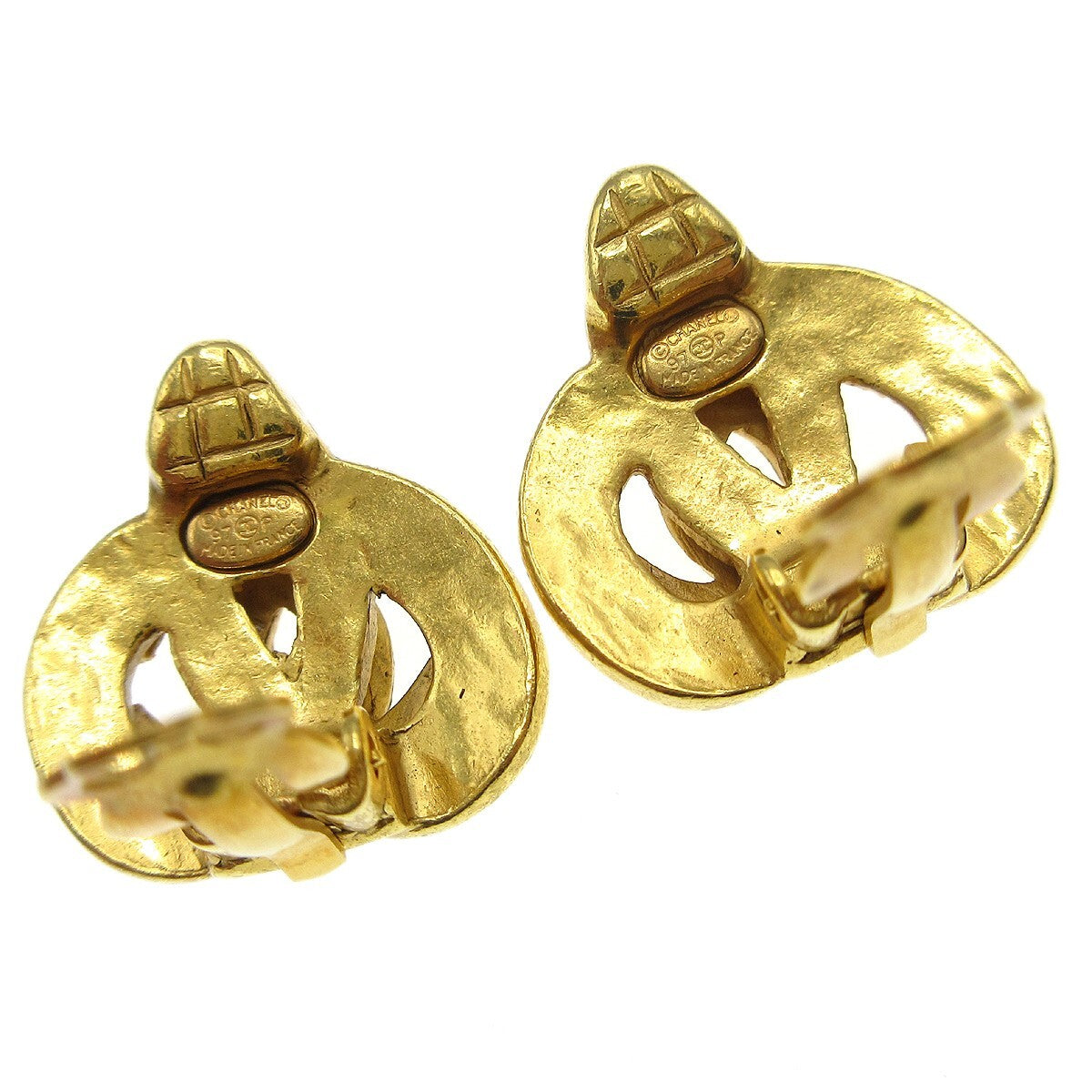 Chanel CC logo heart Gold-plated