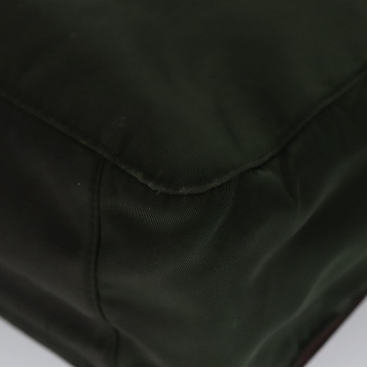 Prada Vintage Zip Handbag Tessuto