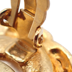 Chanel Vintage Round Clip-On Earrings Metal with Faux Pearl