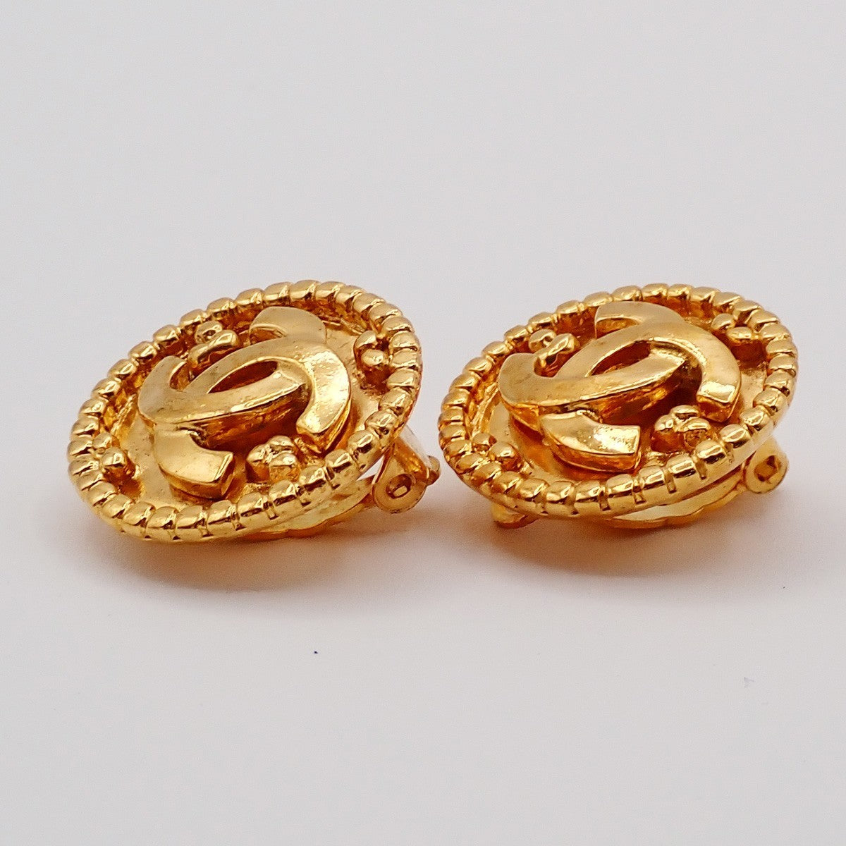 Chanel Vintage Round CC Clip-On Earrings Metal