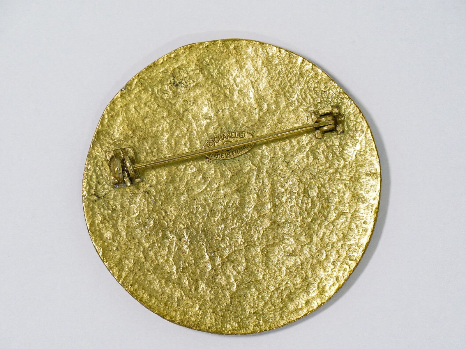 Chanel CC Brooch Metal