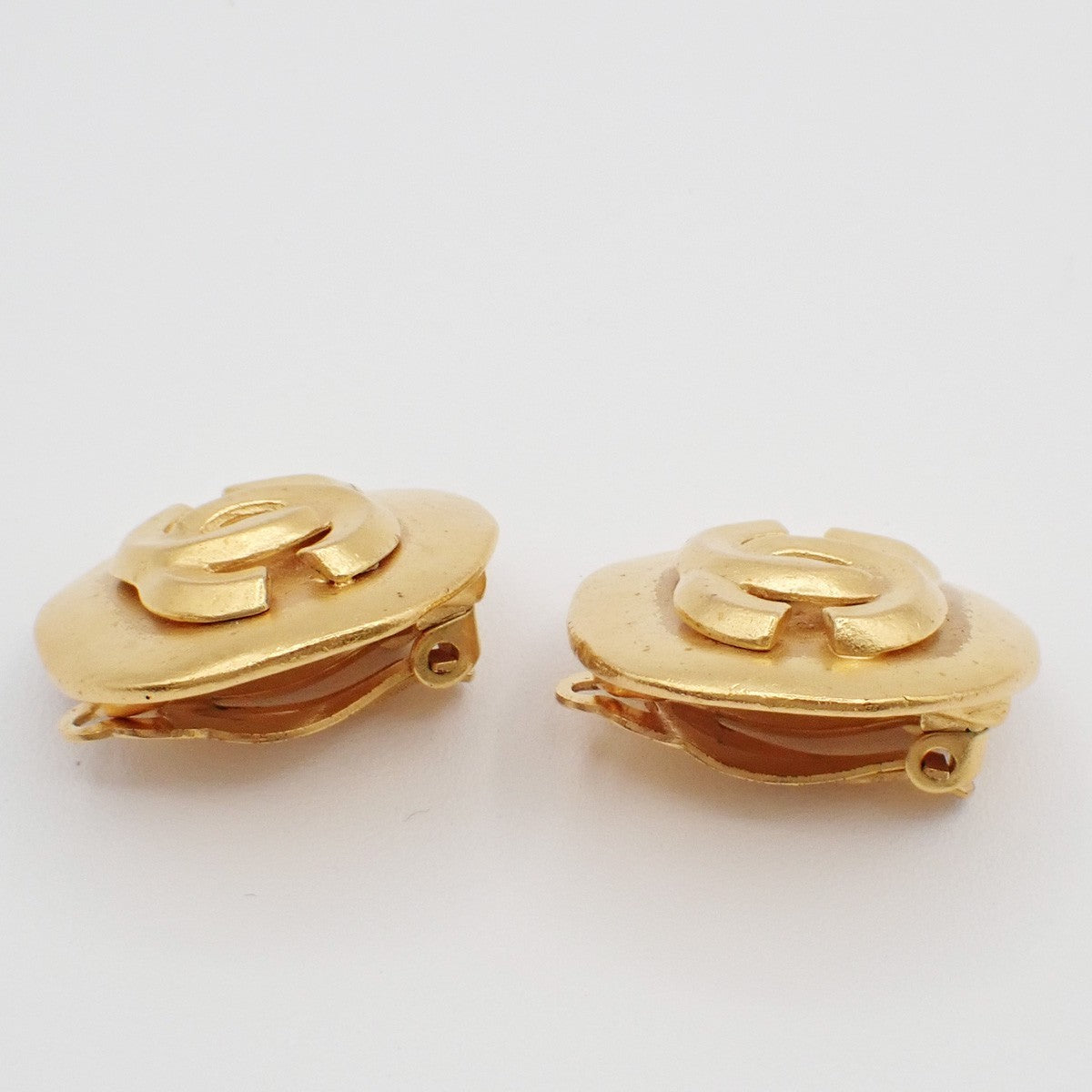 Chanel Vintage CC Round Clip-On Earrings Metal