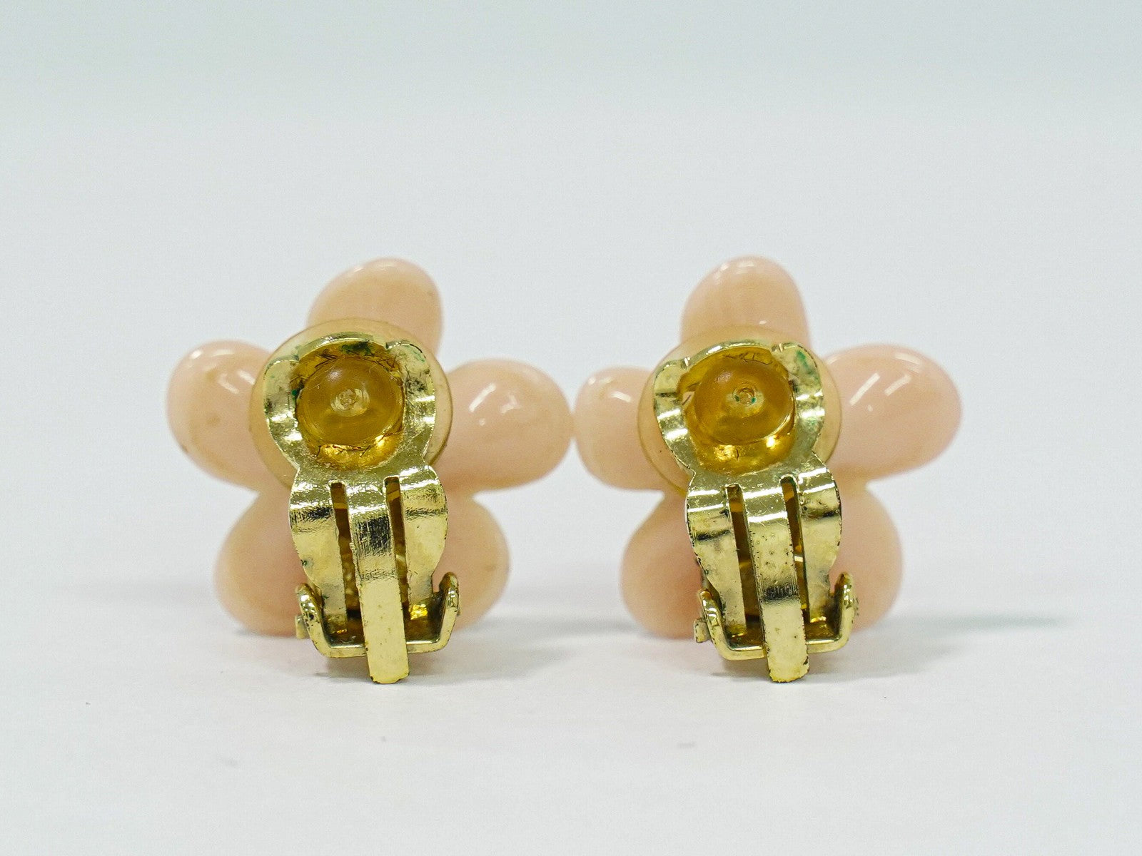 Chanel Vintage CC Flower Clip-On Earrings Metal