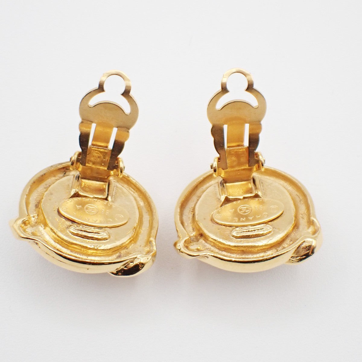 Chanel CC Round Earrings Metal