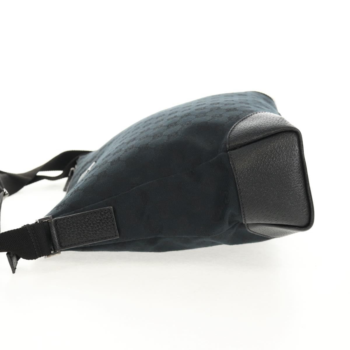 Gucci Original Messenger GG Canvas