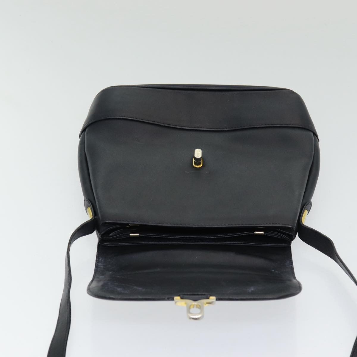 Bally Vintage Shoulder Bag Leather