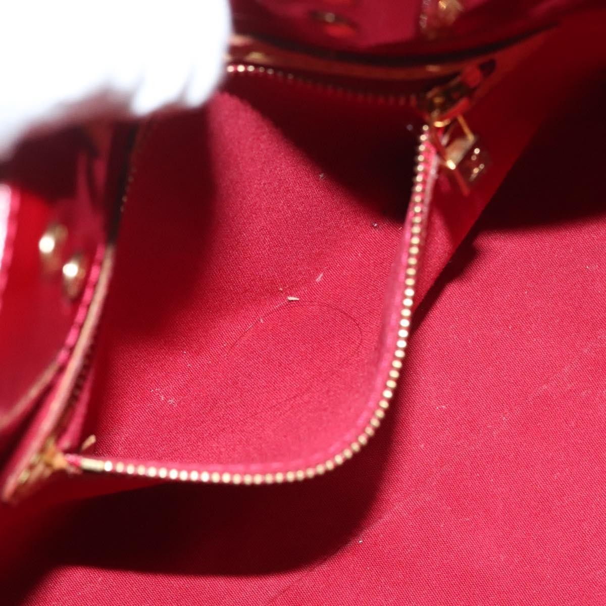 Louis Vuitton Reade Handbag Monogram Vernis