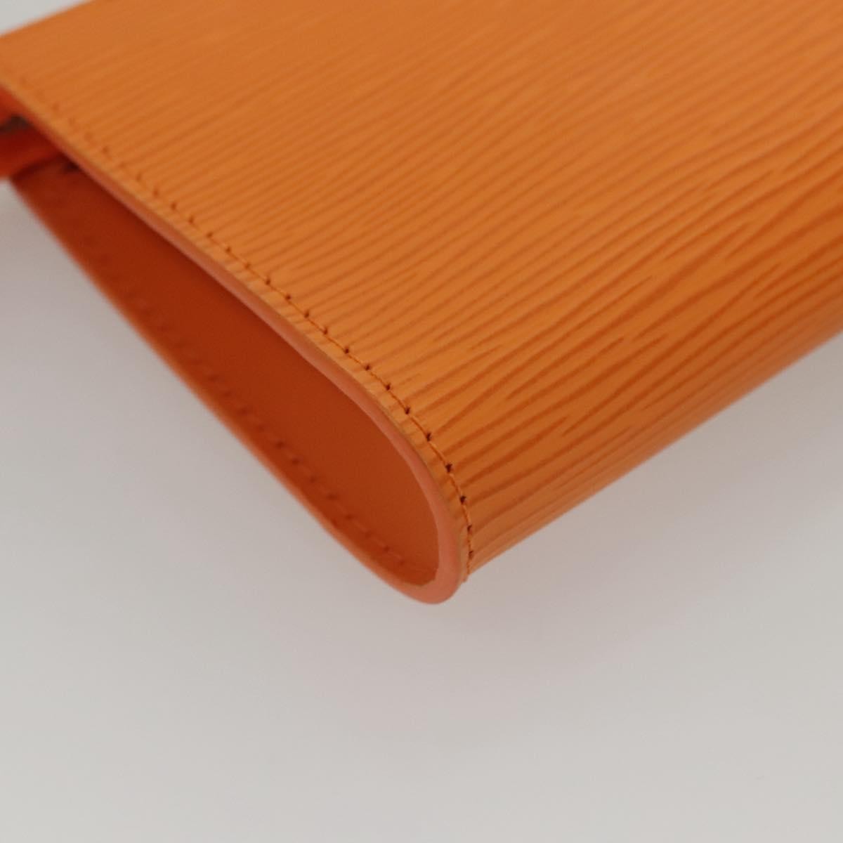 Louis Vuitton Pochette Accessoires Epi Leather