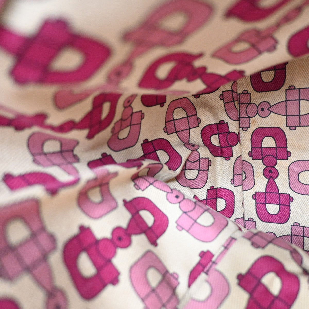 Gucci Jolicoeur Tote GG Canvas