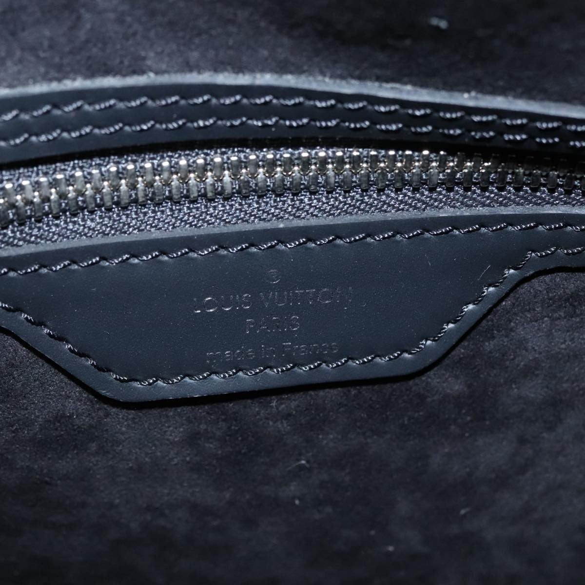 Louis Vuitton Keepall Bandouliere Bag Limited Edition Supreme Epi Leather