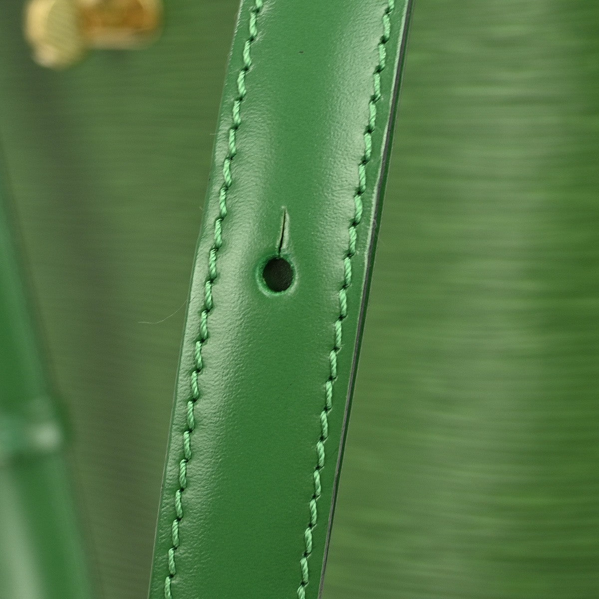 Louis Vuitton Cluny Shoulder Bag Epi Leather