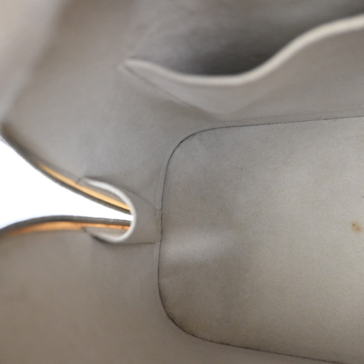 Louis Vuitton Alma Handbag Epi Leather