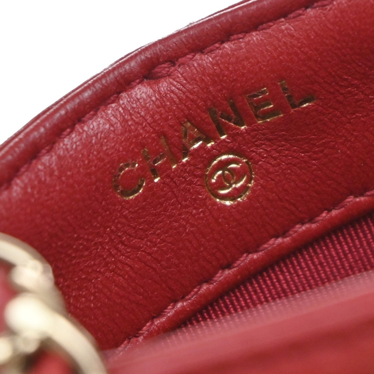 Chanel Tech Me Out Clutch With Chain Lambskin