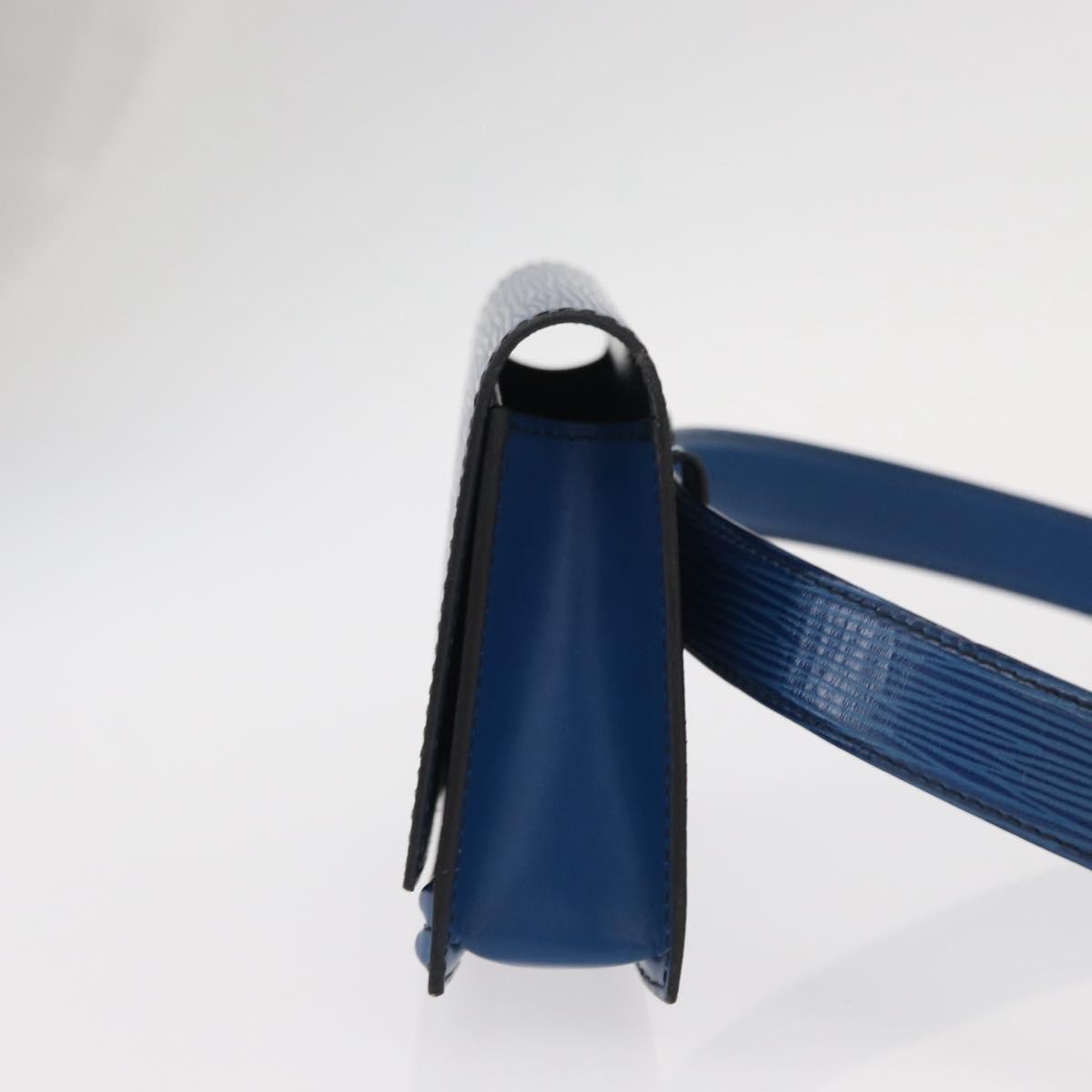 Louis Vuitton Tilsitt Bum Bag Epi Leather