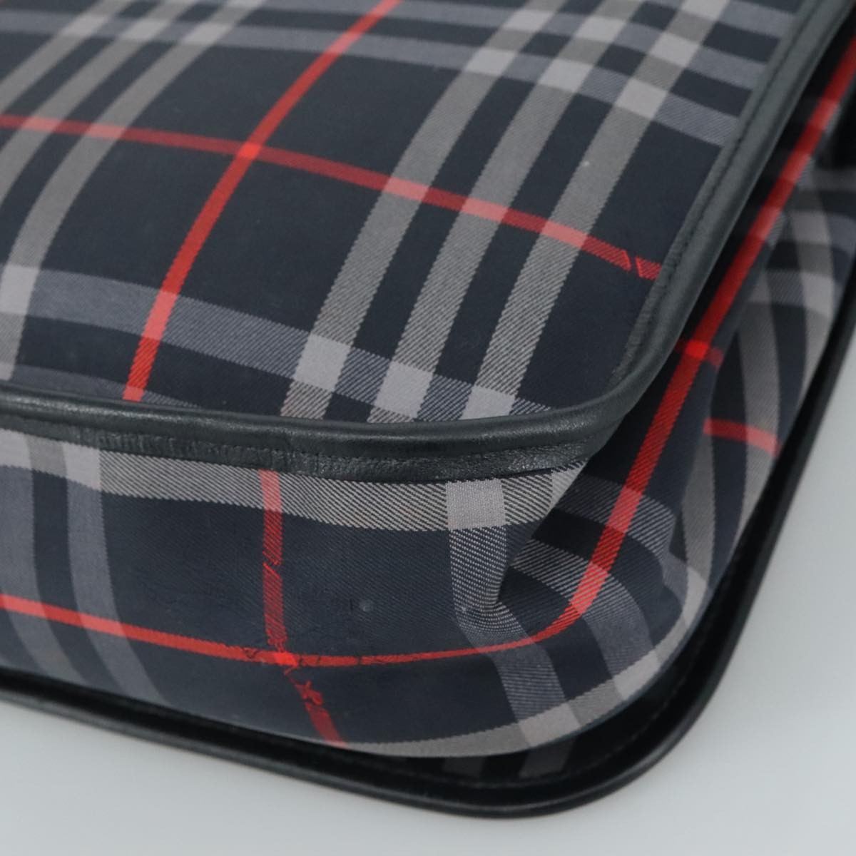 Burberry Nova Check Tote Leather