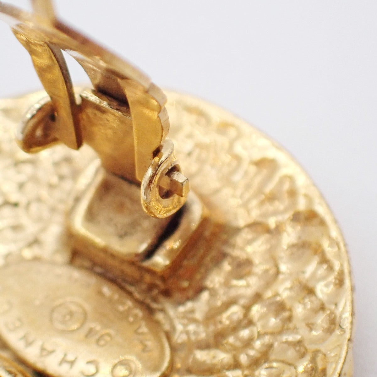 Chanel Vintage Round CC Clip-On Earrings Metal