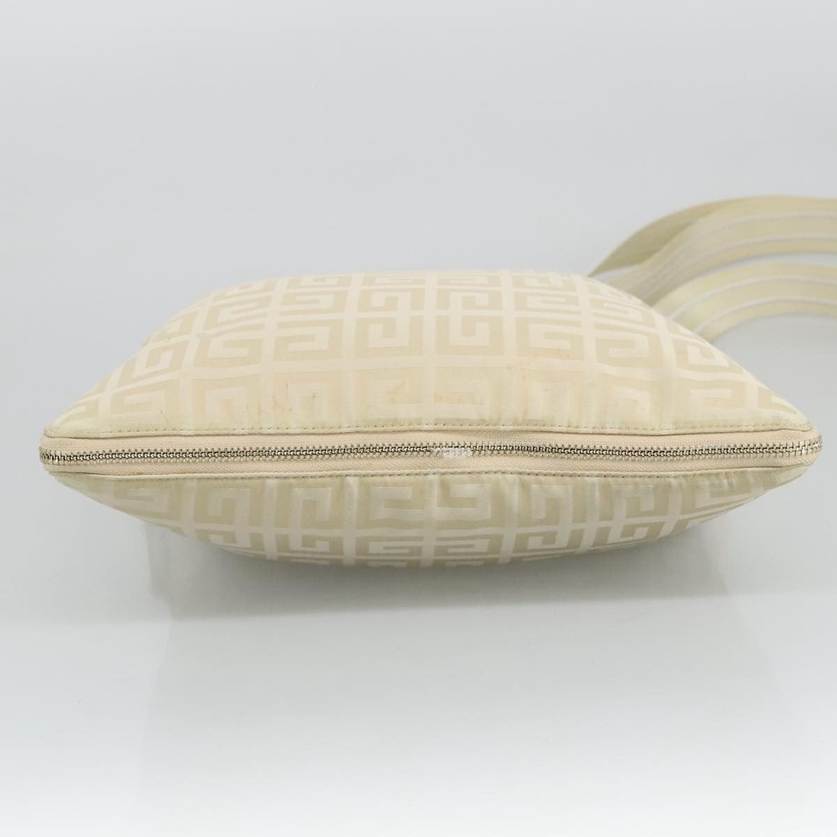 Givenchy 4G shoulder Bag Leather