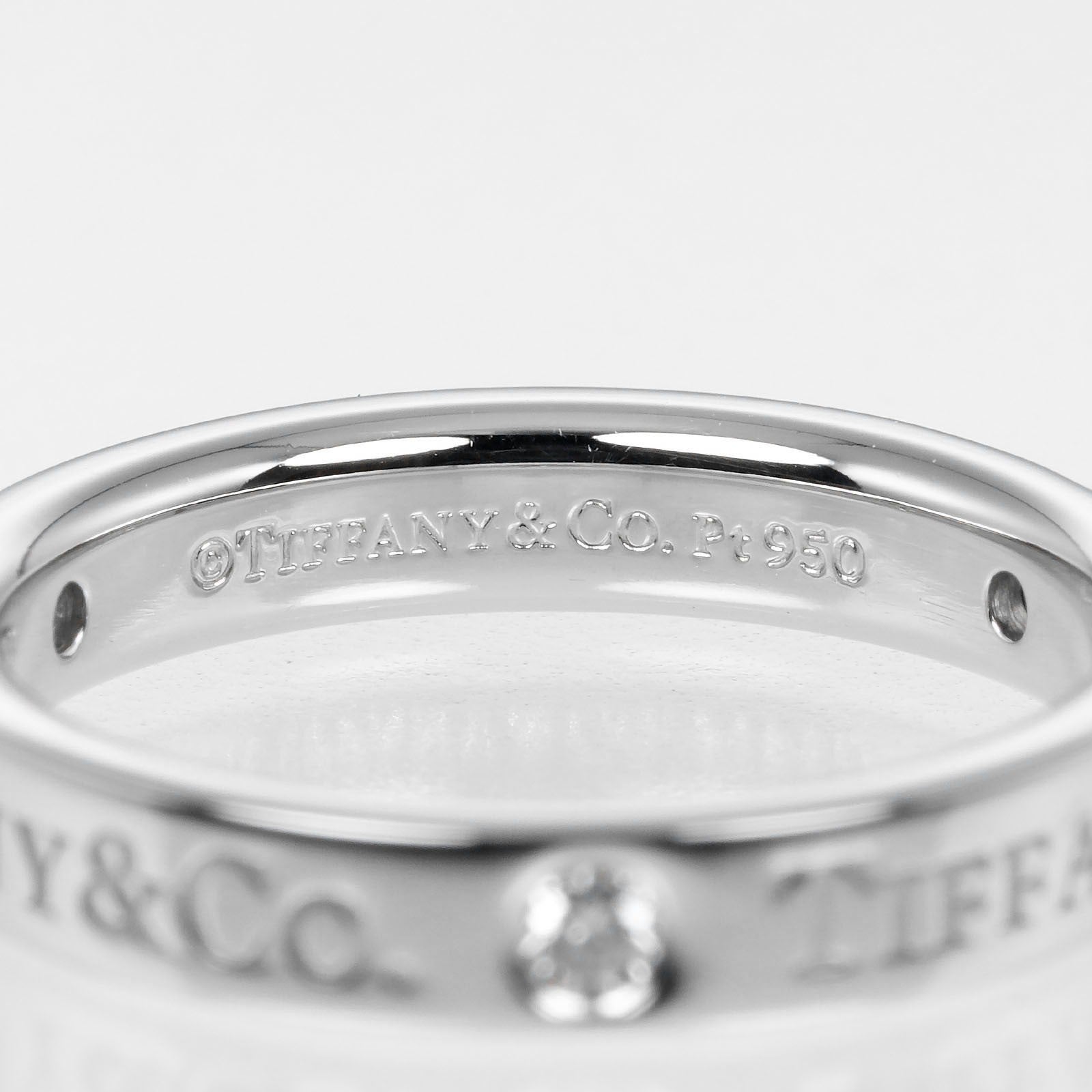 Tiffany & Co. Flat Ring Platinum / 3P Diamond