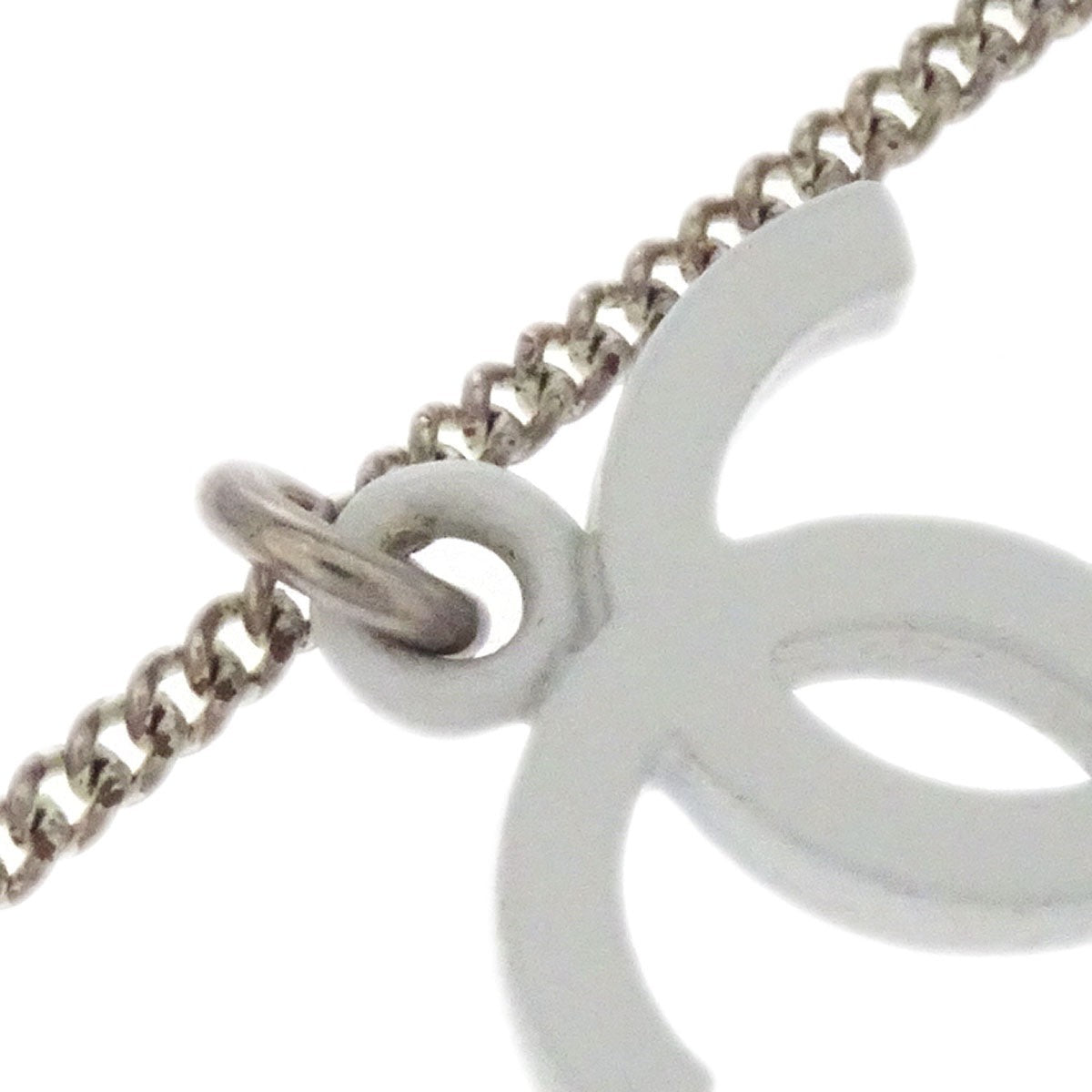 Chanel CC Pendant Necklace Metal