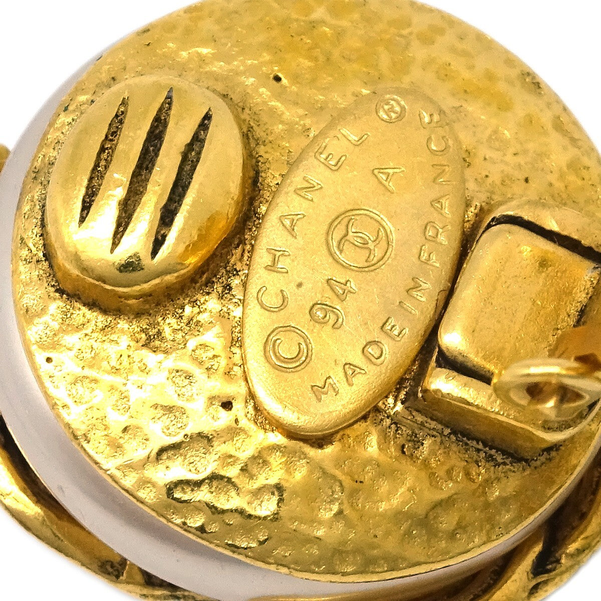 Chanel Vintage Triple cc earrings Metal